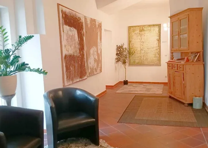 Zum Halbmond שפייר