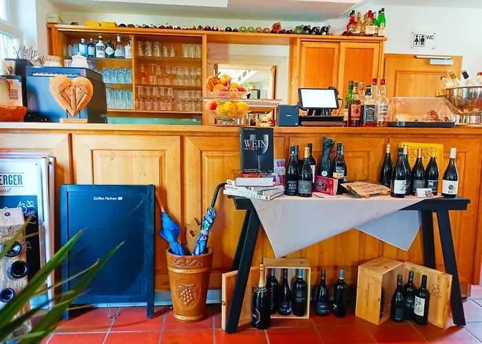 Zum Halbmond 3* שפייר